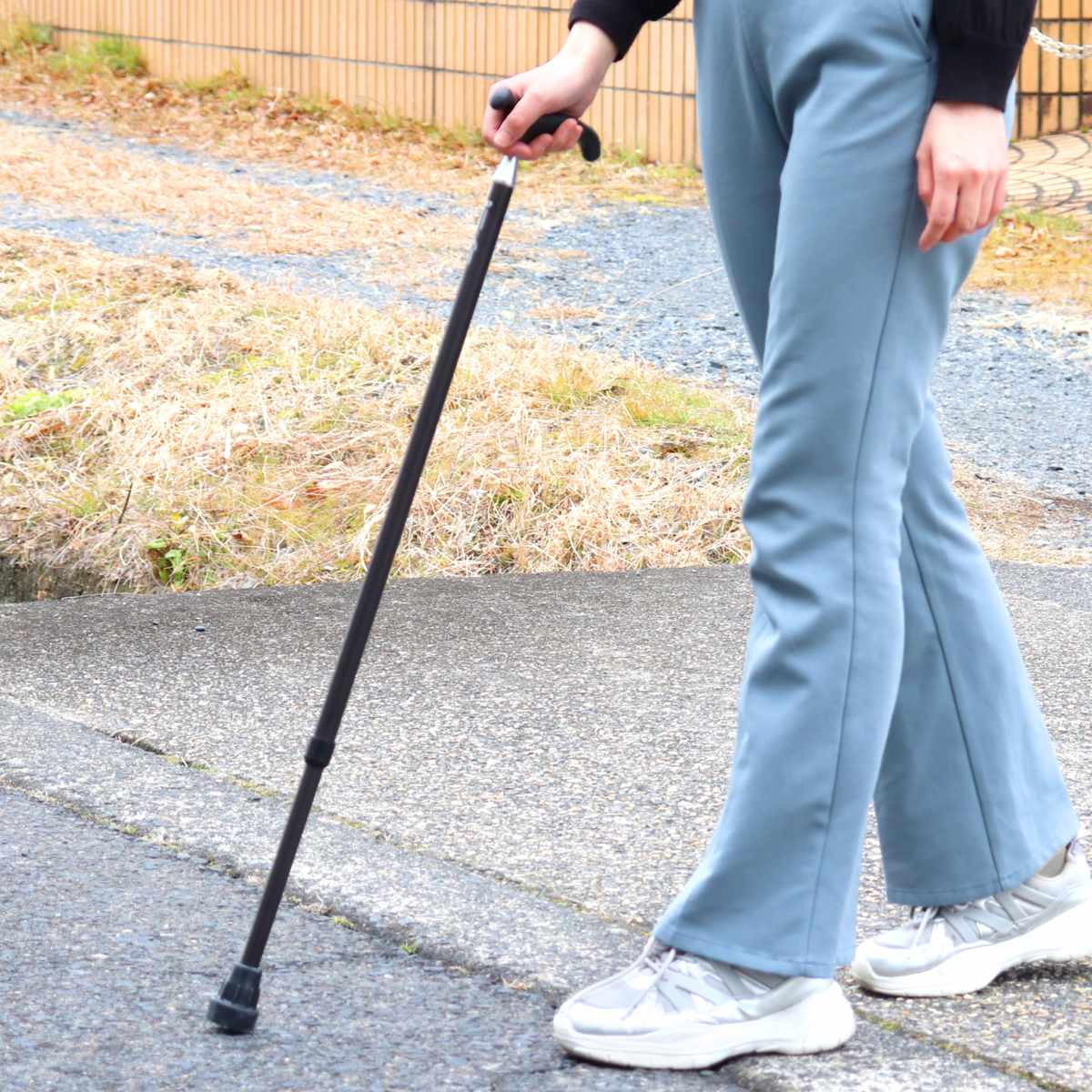 杖 伸縮 オッセンベルグ OSSシリーズ スリムネック ( つえ ステッキ 伸縮杖 一点杖 長さ調節 軽量 介護 歩行補助 高齢者 おしゃれ 介護用品 9段階調節 スリム 持ち運び コンパクト 歩行 補助 リハビリ ) 【ブラウン】 ブラウン