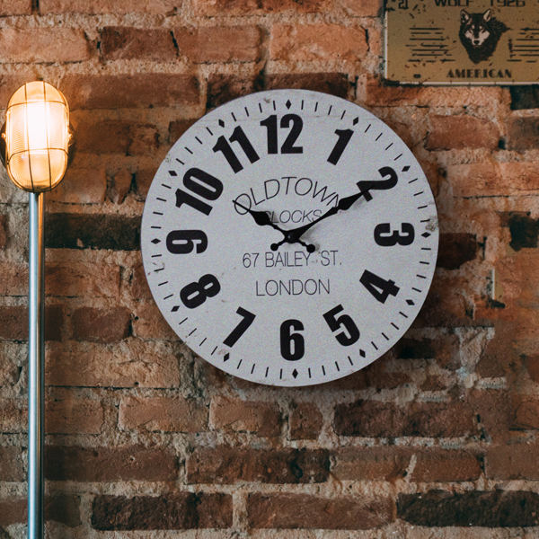 Dショッピング 掛け時計 ｌｏｎｄｏｎ アナログ おしゃれ 時計 壁掛け時計 とけい ウォールクロック クロック インテリア 雑貨 エイジング加工 二針式 シンプル機能 電池式 レトロ リビング 居間 ダイニング 部屋 カテゴリ の販売できる商品 リビングート