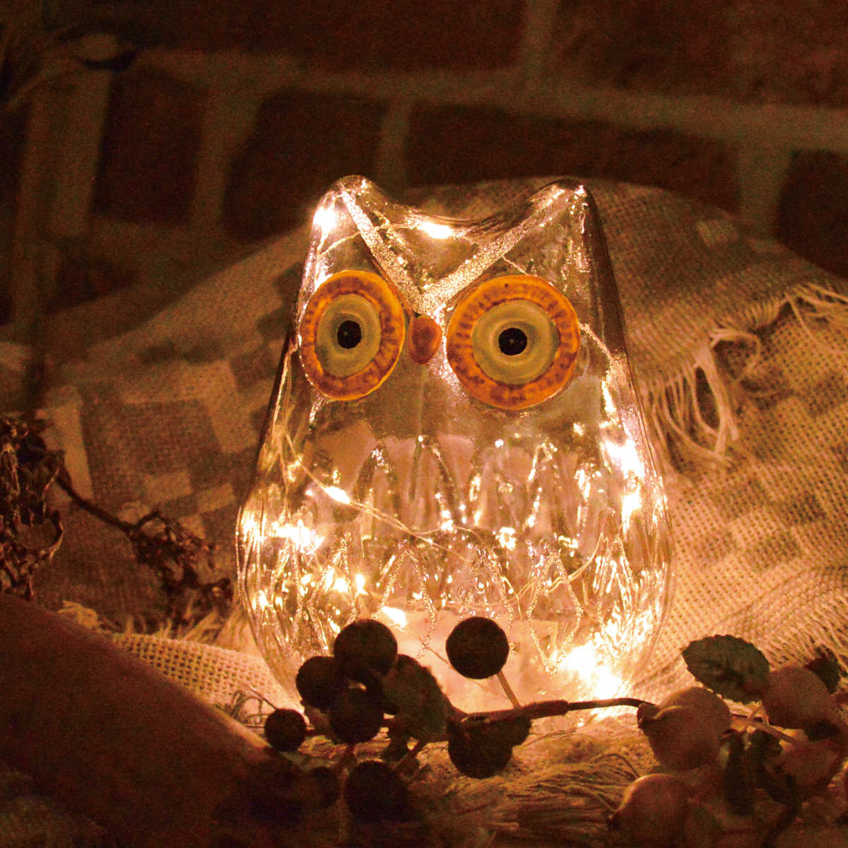 テーブルライト フクロウ インテリアライト ( 間接照明 卓上 テーブルランプ 卓上ライト LED ふくろう 電池式 アニマル 動物 インテリア 寝室 リビング 読書灯 授乳灯 常夜灯 おしゃれ ホリデーシーズン クリスマス ) 【ゴールド】 ゴールド