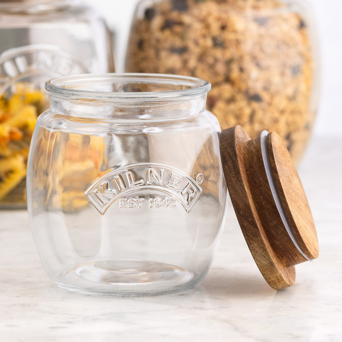 保存瓶 KILNER 木蓋 850ml Universal Jar Acacia Wooden Lid ( キルナー ガラス 木製フタ 食洗機対応 密閉容器 ガラスジャー キャニスター ガラス保存瓶 お菓子 グラノーラ ピクルス 調味料 小物入れ おしゃれ )