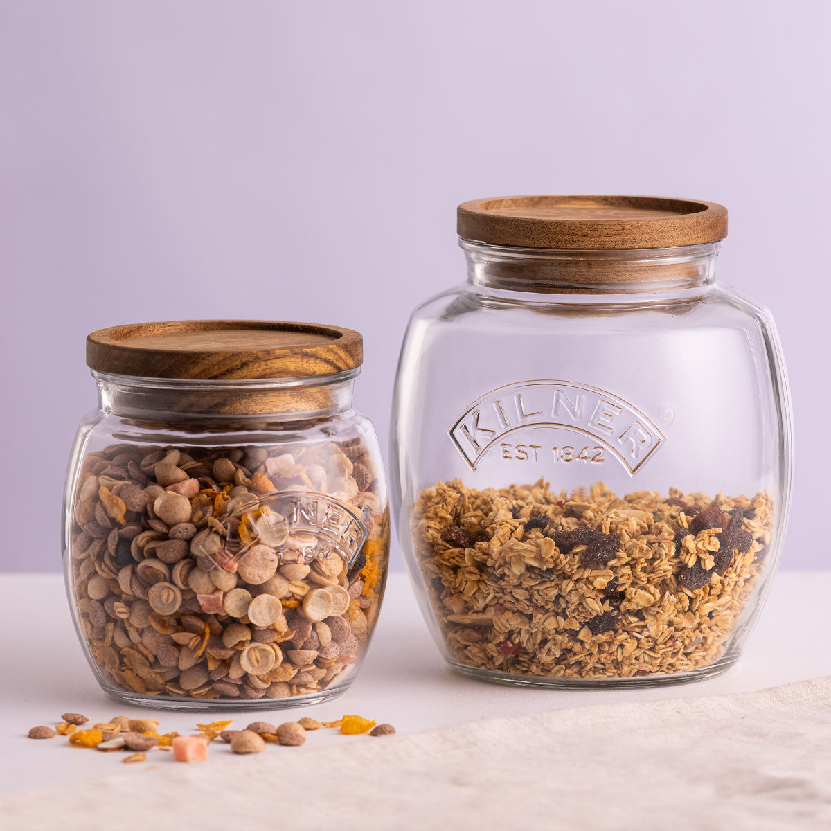 保存瓶 KILNER 木蓋 2L Universal Jar Acacia Wooden Lid ( キルナー ガラス 木製フタ 食洗機対応 密閉容器 ガラスジャー キャニスター ガラス保存瓶 お菓子 グラノーラ お米 小物入れ 2000ml おしゃれ )