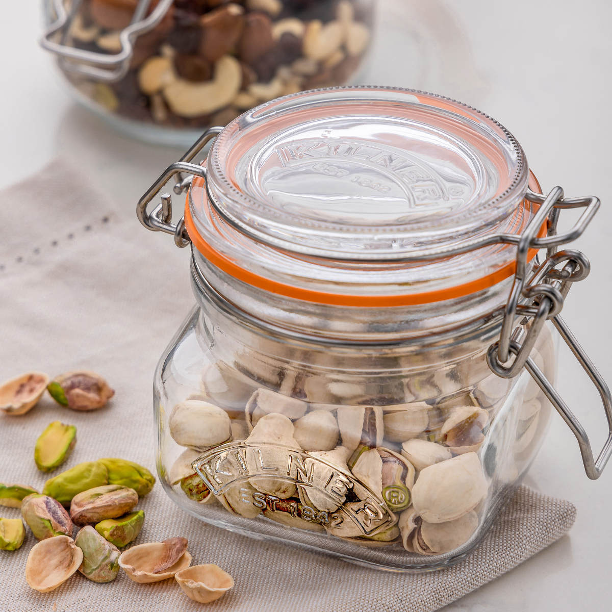 保存瓶 KILNER 250ml Clip Top Square Jar ( キルナー ガラス瓶 ガラス保存瓶 ガラス 密閉 食洗機対応 保存 瓶 食品 クリップトップスクエアジャー パッキン付き ガラス容器 四角 ジャム 調味料 紅茶 コーヒー )