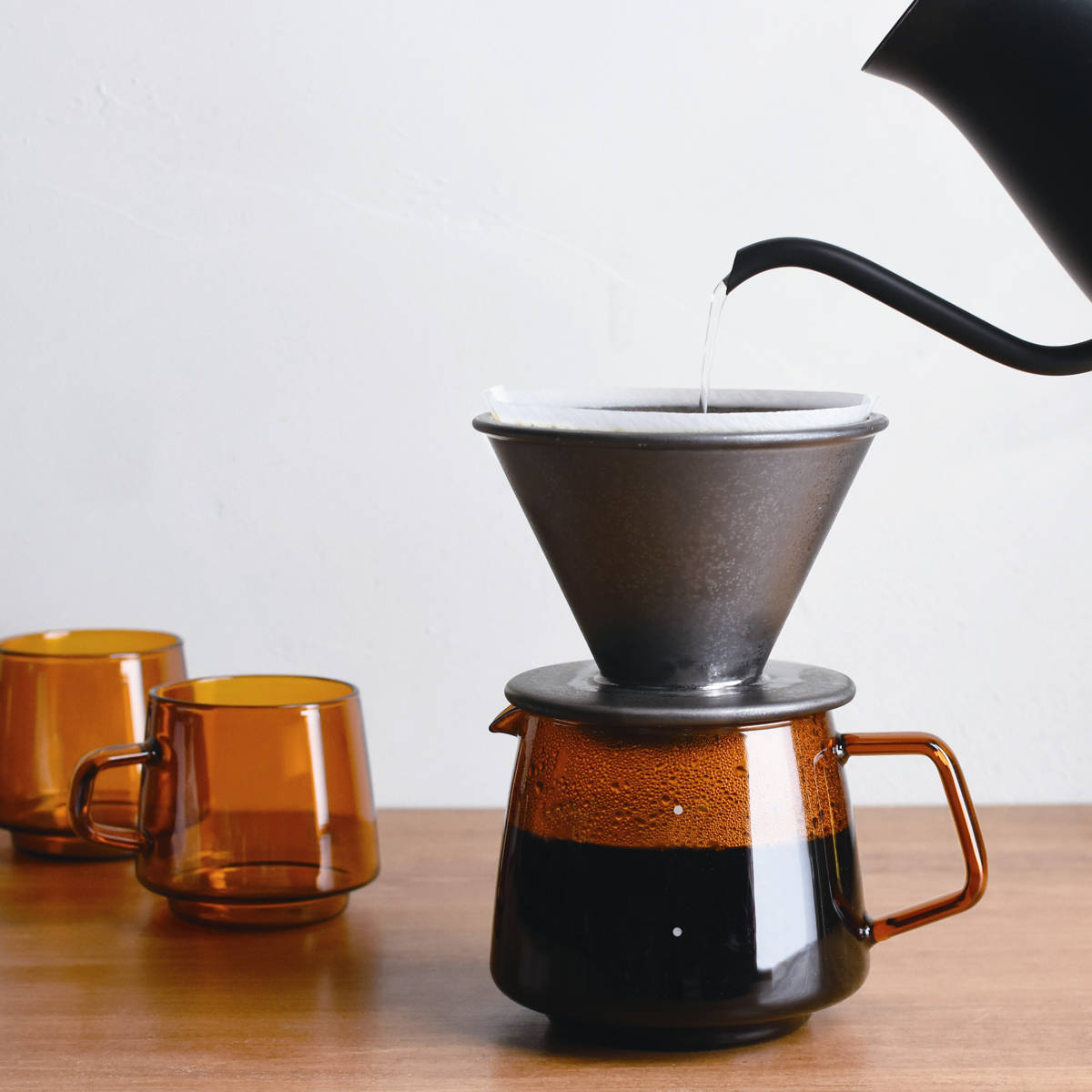 KINTO キントー SEPIA ジャグ 4cups ( 600ml アンバー 耐熱ガラス ポット 食器 ガラス製 食洗機対応 電子レンジ対応 コーヒーサーバー 4杯分 スタッキング サーバー コーヒー ピッチャー 水差し ガラス おしゃれ かわいい )