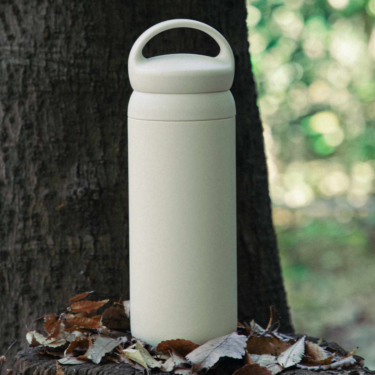 KINTO キントー デイオフタンブラー 900ml ( ステンレス 水筒 タンブラー 保温 保冷 取っ手付き ステンレス製 ステンレスボトル ボトル スリムボトル ダイレクトボトル ダイレクト 真空二重構造 直飲み ) 【ホワイト】 ホワイト