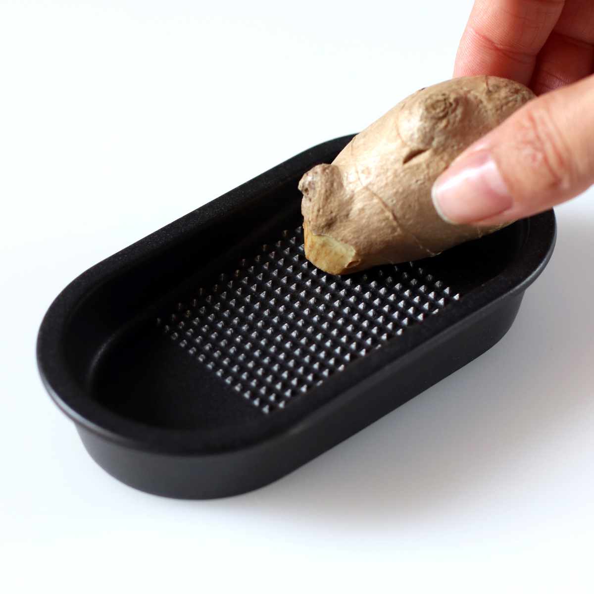 KINTO キントー TAKU ショウガおろし ( しょうがおろし おろし生姜 しょうが キッチンツール キッチン用品 キッチン小物 調理小物 調理器具 食洗機対応 電子レンジ対応 下ごしらえ用品 ) 【ブラック】 ブラック