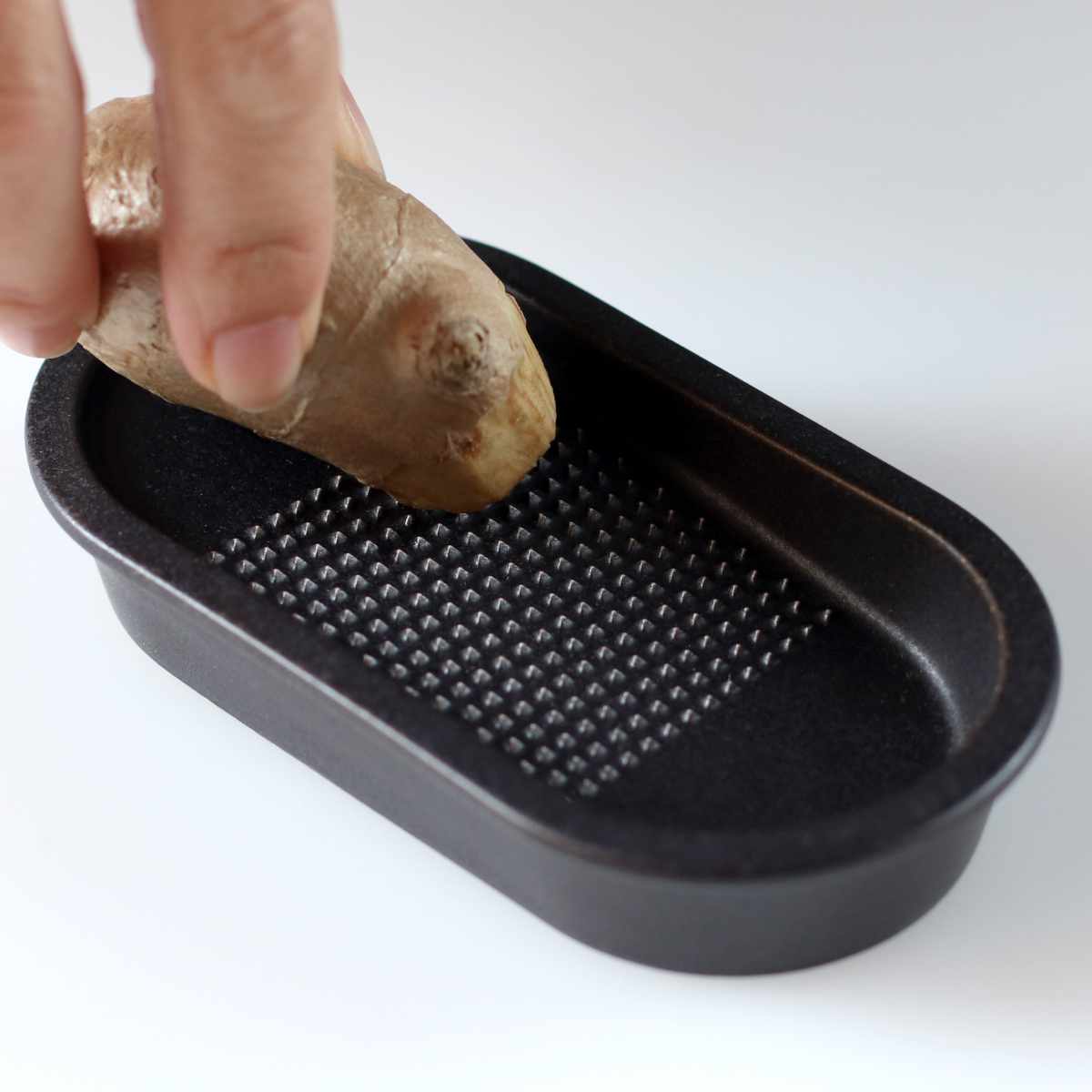KINTO キントー TAKU ショウガおろし ( しょうがおろし おろし生姜 しょうが キッチンツール キッチン用品 キッチン小物 調理小物 調理器具 食洗機対応 電子レンジ対応 下ごしらえ用品 ) 【ブラック】 ブラック