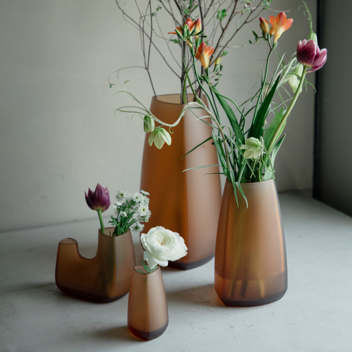 KINTO キントー TRE ベース 65×100mm ( 花瓶 フラワーベース 花びん 花器 おしゃれ 花 花入れ 生花 花束 ドライフラワー グリーン インテリア 植物 玄関 デスク ) 【ホワイト】 ホワイト