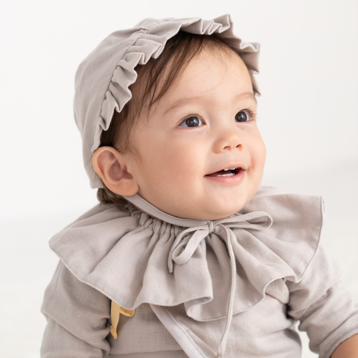 ギフトセット Lien de Famille はじめてのおめかし3点セット 出産祝い ( ギフト セット スタイ ボンネット 肌着 プレゼント 贈り物 お祝い おしゃれ 日本製 よだれかけ ベビー帽子 産着 ベビー 赤ちゃん 女の子 男の子 )【 グリーン 】 グリーン