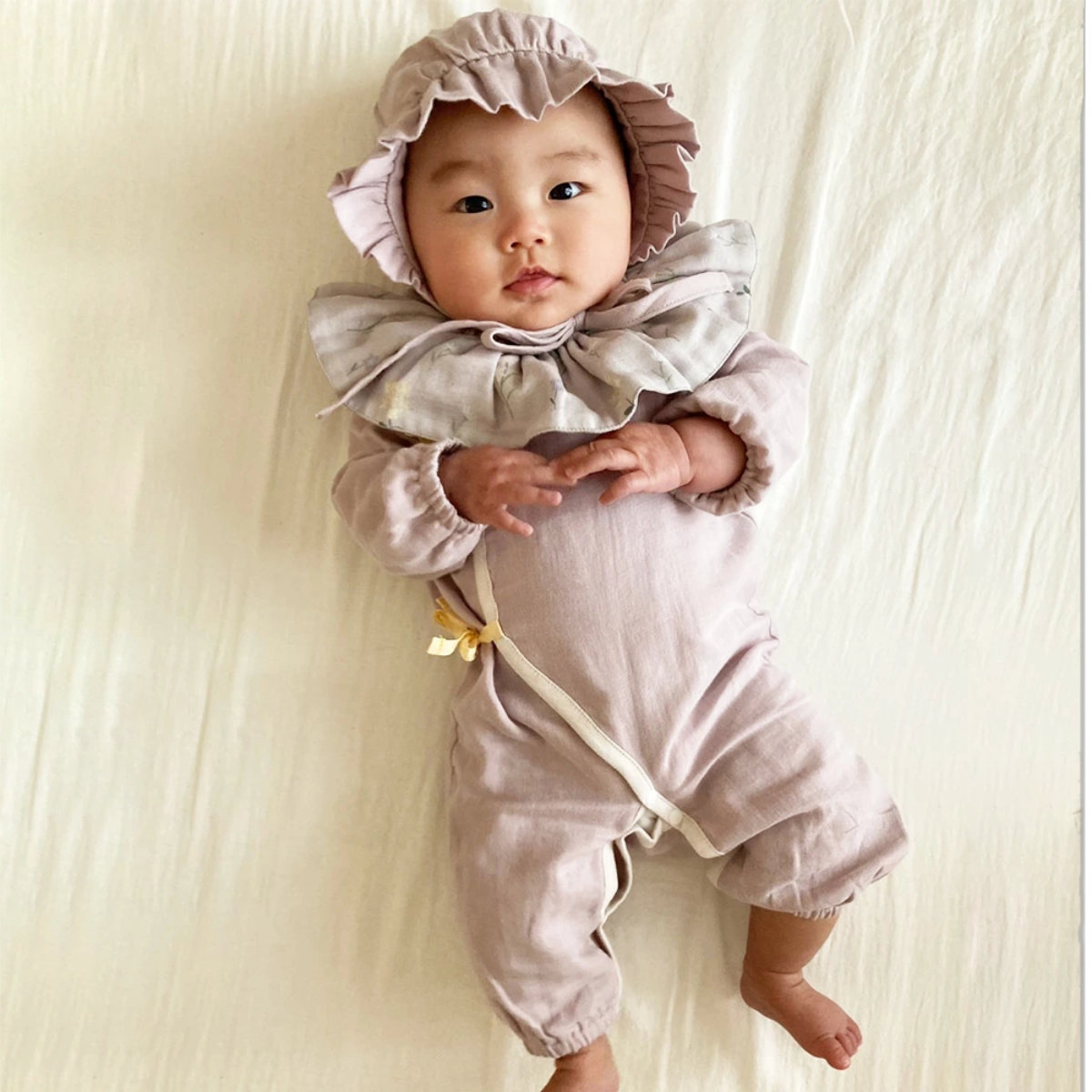 ギフトセット Lien de Famille はじめてのおめかし3点セット 出産祝い ( ギフト セット スタイ ボンネット 肌着 プレゼント 贈り物 お祝い おしゃれ 日本製 よだれかけ ベビー帽子 産着 ベビー 赤ちゃん 女の子 男の子 )【 グリーン 】 グリーン