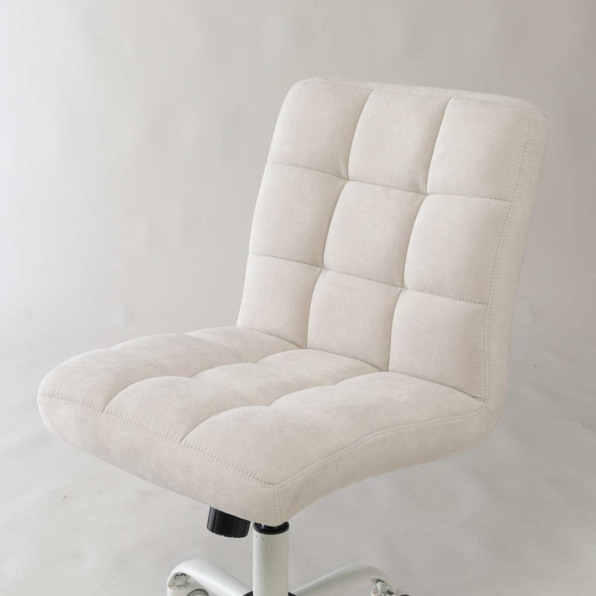 デスクチェア 昇降式 座面高43~53cm ハニー ホームチェア ( チェア 椅子 ファブリック 高さ調節 キャスター付き ワークチェア キルティング シンプル おしゃれ 大人 女子 高級感 ) 【マスタード】 マスタード