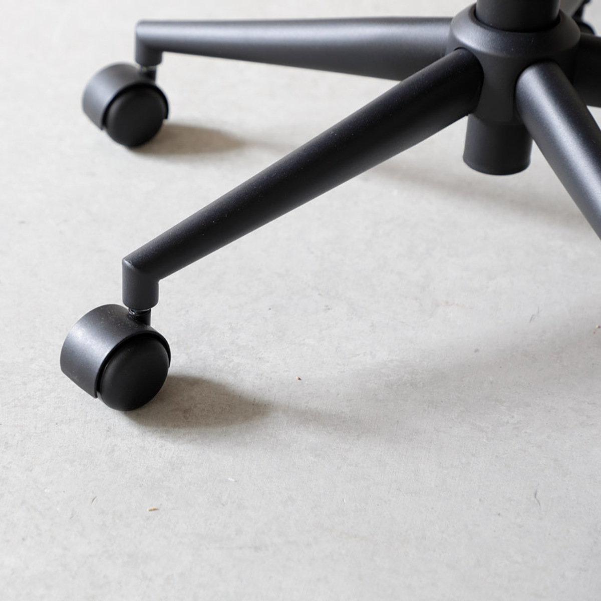 デスクチェア 座面高41~49cm 回転 昇降式 パソコンチェア カレット ( オフィスチェア ワークチェア 高さ調節 肘掛け ファブリック キャスター付き PCチェア イス 椅子 会社 オフィス 在宅 アームチェア ) 【ベージュ】 ベージュ