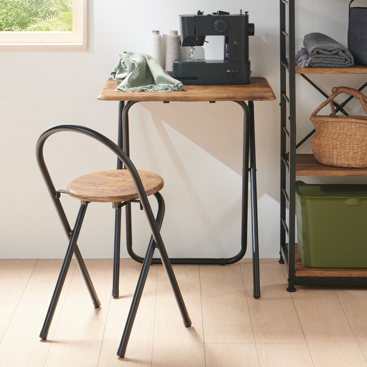 デスク チェア セット 幅60cm 折りたたみ椅子 軽量 1人暮らし ( 机 椅子 折り畳み 折りたたみデスク コンパクト 収納 省スペース 完成品 木目調 在宅ワーク デスクセット テレワーク 作業台 軽い 背もたれ 勉強机 ) 【ナチュラル】 ナチュラル