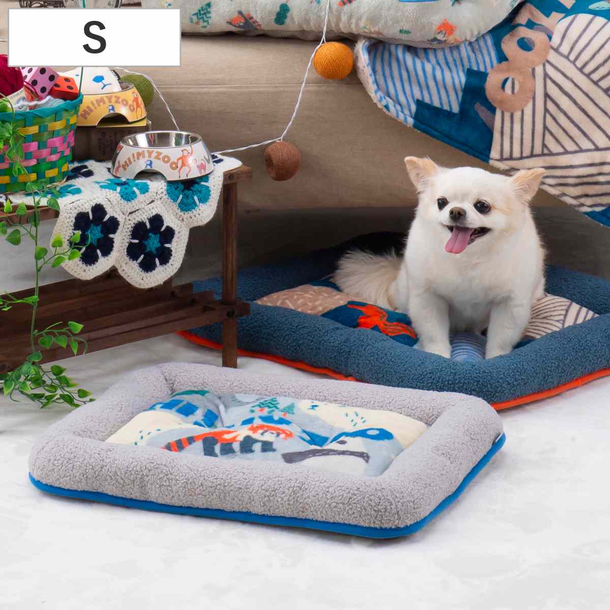 ペット ベッド あご乗せベッドS ( ペットマット ペット用 スクエア型 犬 猫 シンプル オシャレ 室内 ペット用品 Sサイズ 犬用 猫用 あたたかい ペットソファ ペットクッション 滑り止め ) 【グレー】