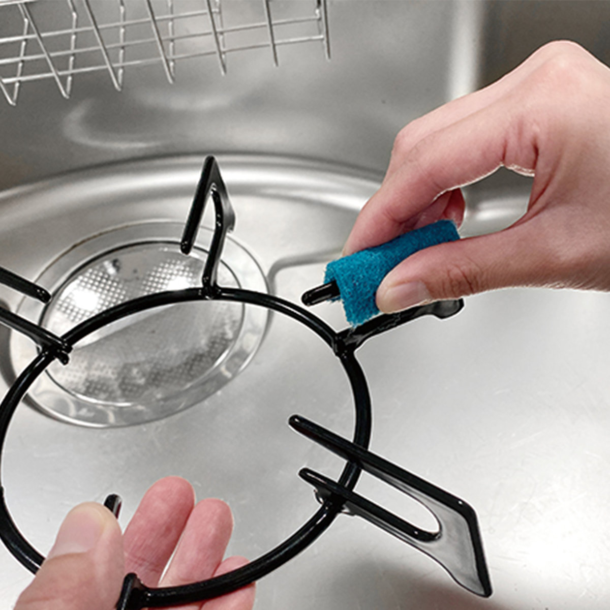 ダイヤモンドパッド コンロ周り ガラストップ 8カット入り 切り離せる ( キッチン 掃除 コンロ掃除 IH コゲ こびり付き 研磨剤 ガンコ汚れ 使い捨て 台所掃除 掃除用品 台所用品 )