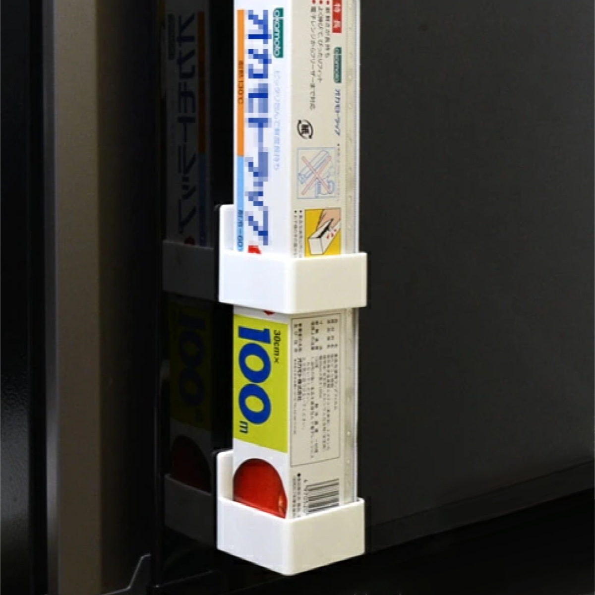 ラップホルダー スマートラップホルダー セパレートタイプ 高さ調節自由自在 粘着タイプ （ ラップ収納 ラップ立て ラップ入れ 粘着シート 壁面収納 冷蔵庫横 キッチン収納 ラップ置き 仕切り付き ラップケース アルミホイル置き ）