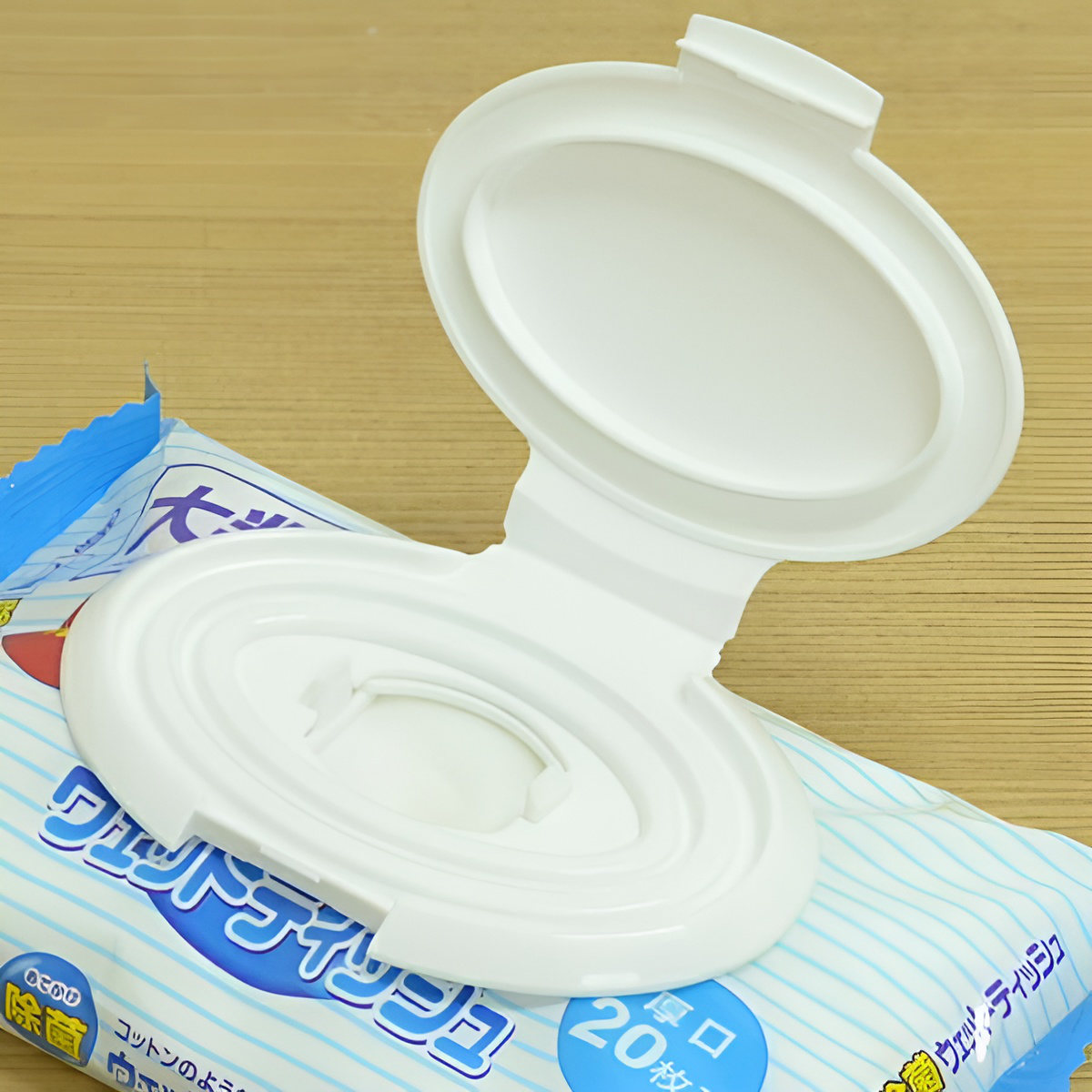 ウェットシート用フタ フタポン ウェットティッシュ 蓋 ( ウェットシート ふた フタ 持ち運び 除菌シート お尻拭き おしりふき 携帯用 ウエットシート 汗拭きシート おしりふきの蓋 おでかけ 赤ちゃん ベビー 用品 便利グッズ )