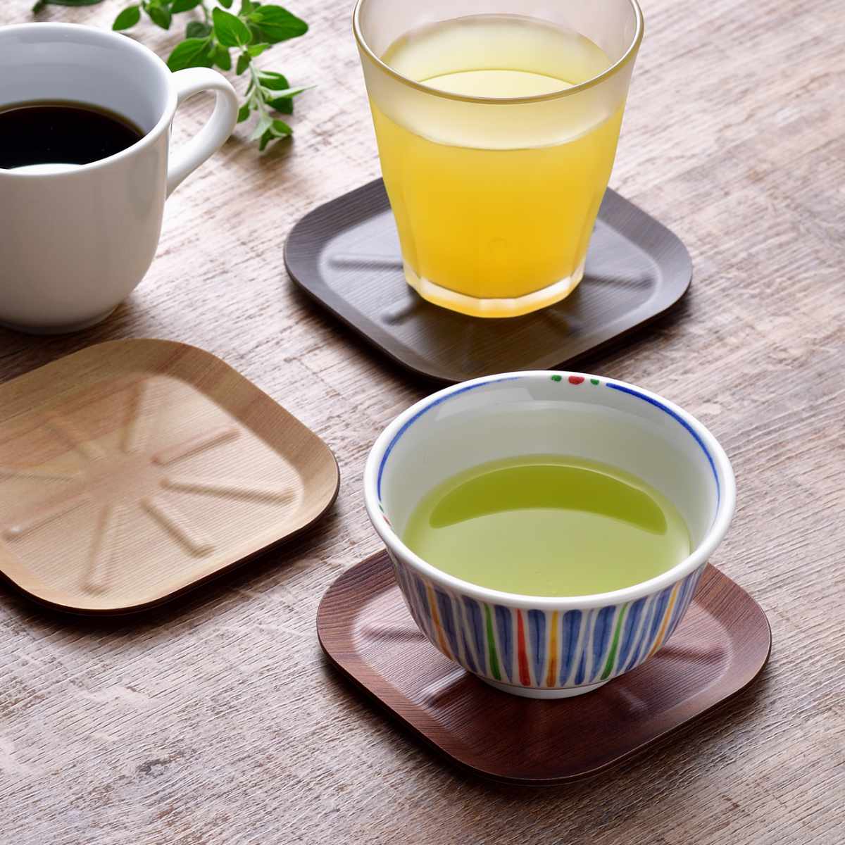 コースター ラミネウェア ( 日本製 滑り止め加工 紙 樹脂 角型 環境にやさしい 茶托 茶たく スクエア おしゃれ シンプル ナチュラル 木目調 エコ テーブルウェア キッチン雑貨 キッチン用品 お茶用品 ) 【白木目】 白木目