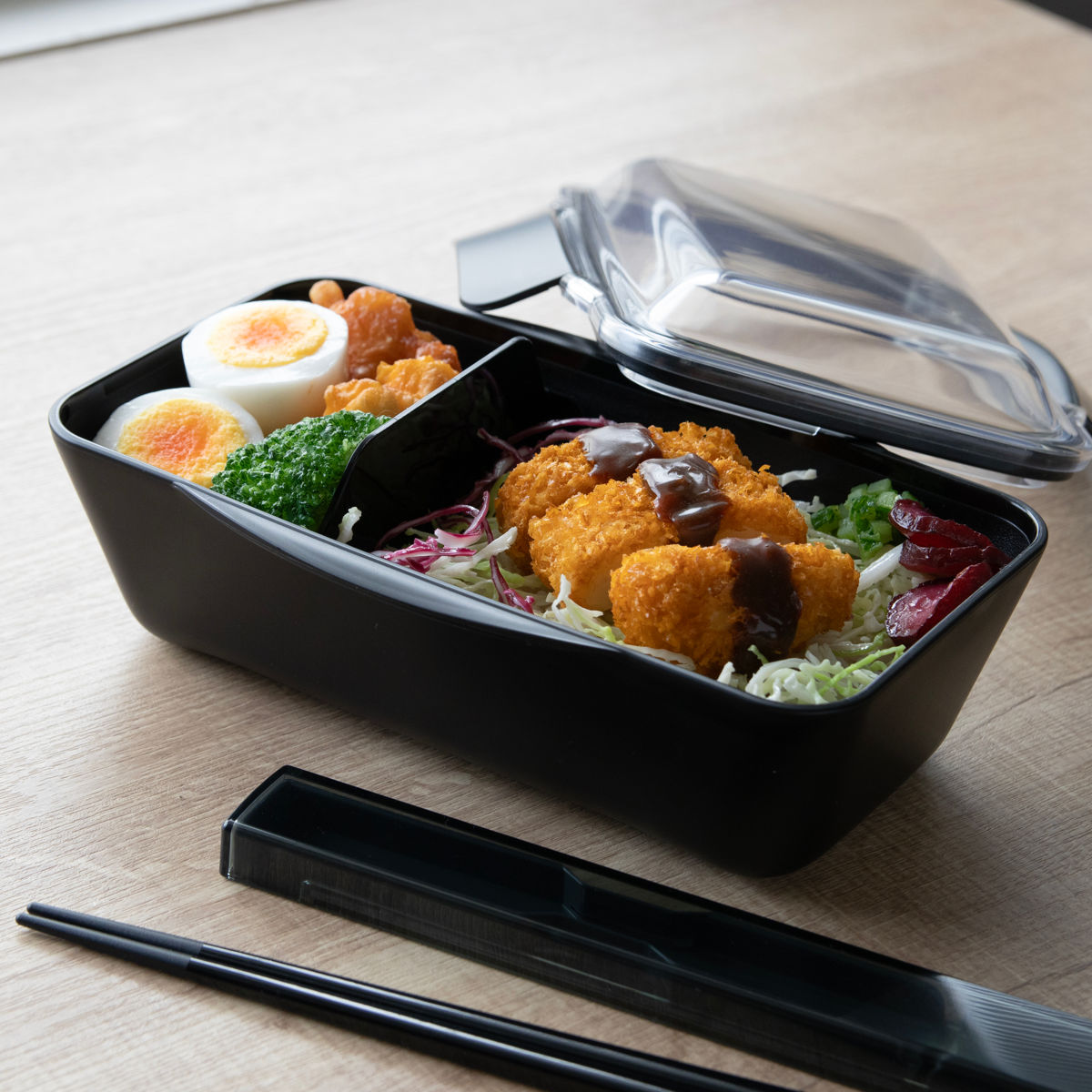 弁当箱 1000ml 1段 モノトーンドームランチボックス1000 ( 食洗機対応 レンジ対応 ランチボックス ドーム蓋 仕切り付き 大容量 食洗機OK レンジOK 弁当 お弁当 一段 ドーム ランチ シンプル 男性 日本製 )