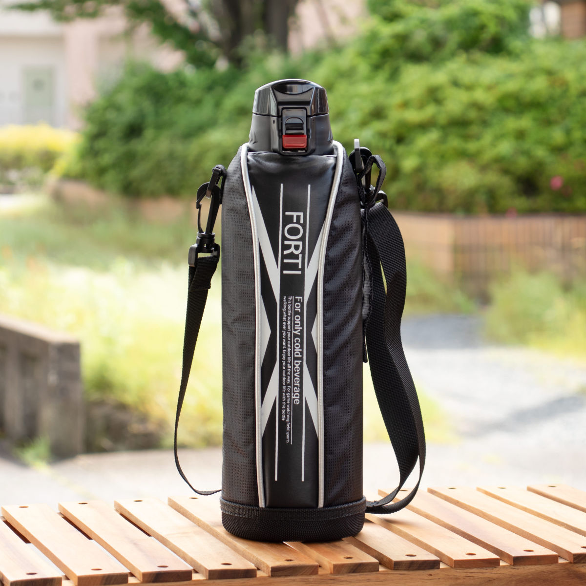 水筒 直飲み 1.5L カバー付 NEWフォルティ 保冷専用 ( ダイレクトボトル ステンレスボトル 保冷 すいとう ボトル スポーツボトル ステンレス製 カバー付き 子供 キッズ ) 【レッド】 レッド