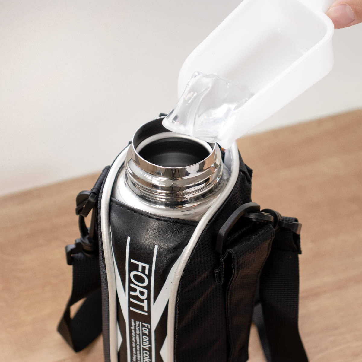 水筒 直飲み 1.5L カバー付 NEWフォルティ 保冷専用 ( ダイレクトボトル ステンレスボトル 保冷 すいとう ボトル スポーツボトル ステンレス製 カバー付き 子供 キッズ ) 【レッド】 レッド