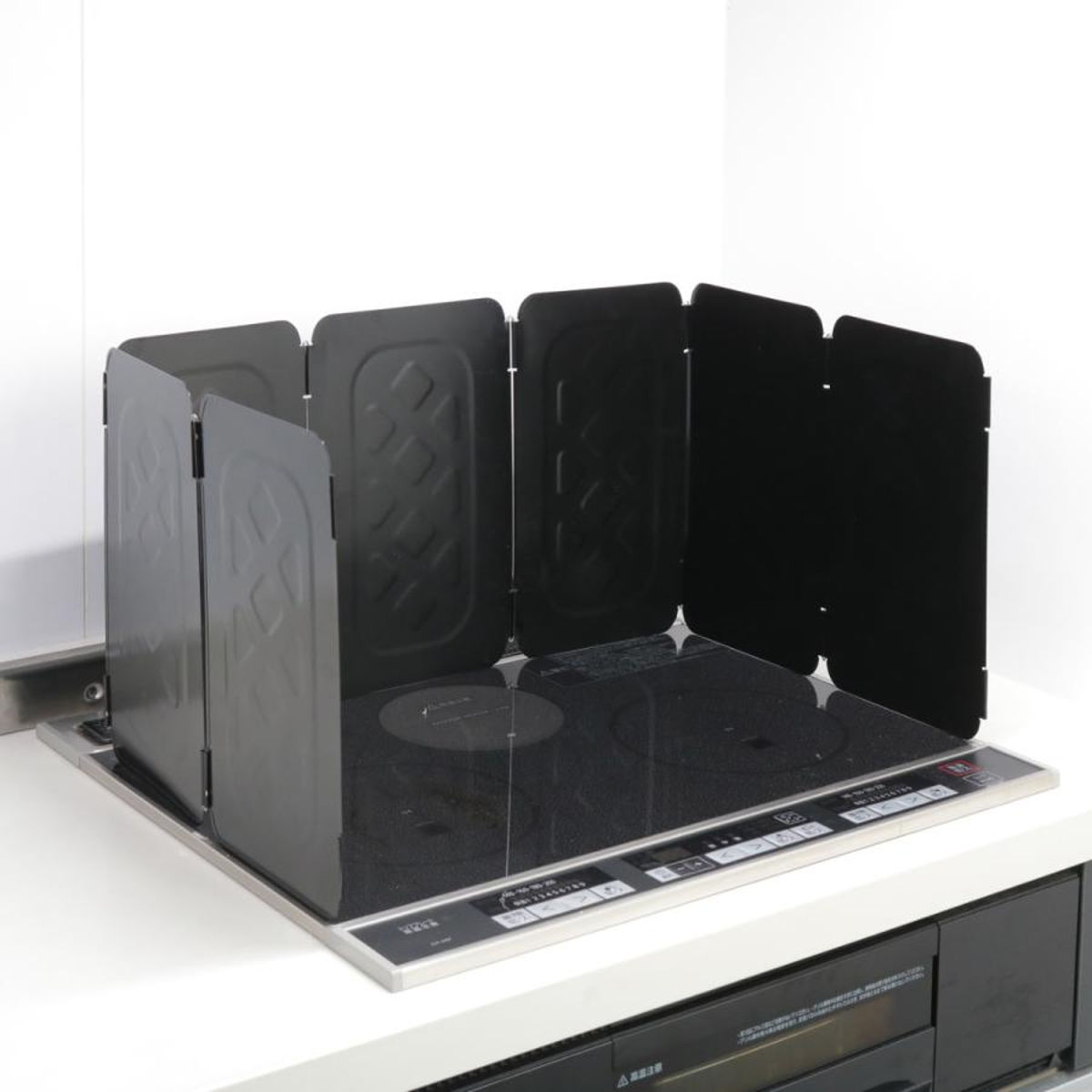 レンジガード フッ素コート マルチレンジガード 7面 ( コンパクト ih ガスコンロ 折りたたみ コンロガード 油はね ガード コンロカバー コンロ用カバー レンジ用カバー コンロ 風よけ キャンプ 使うときだけ ) 【ブラック】 ブラック