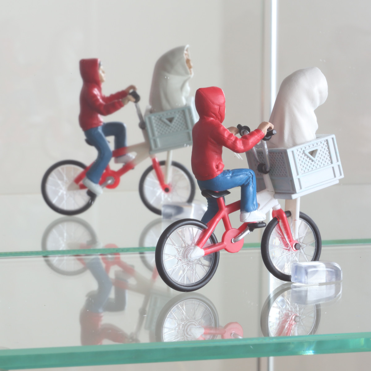 卓上コレクションケース 幅60cm 横型 ガラス ( コレクションラック 卓上 収納 ディスプレイケース ガラス扉 飾り棚 フィギュア フィギュアケース 透明 ケース ガラス棚 背面ミラー ホワイト ダークブラウン ) 【ダークブラウン】 ダークブラウン