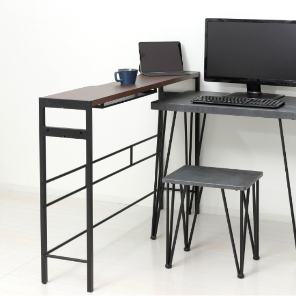 モニターテーブル 幅125cm デュアルモニター対応 モニタースタンド ( テーブル デスク 机 奥行25cm スリム 2段階 高さ調節 モニター2台設置 パソコンデスク 配線収納付き スチールフレーム アジャスター付き リモートワーク ゲーム ) 【ホワイト】 ホワイト