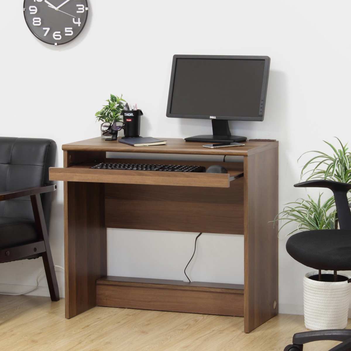 パソコンデスク 幅80cm フットレスト付き 配線収納 スリム ( デスク 机 奥行39cm コンパクト スライドテーブル付き 2口コンセント ワークデスク 足置き タップ収納 パソコン PC キーボード 配線穴 リビング学習 仕事 リモート 在宅 ) 【ホワイト】 ホワイト