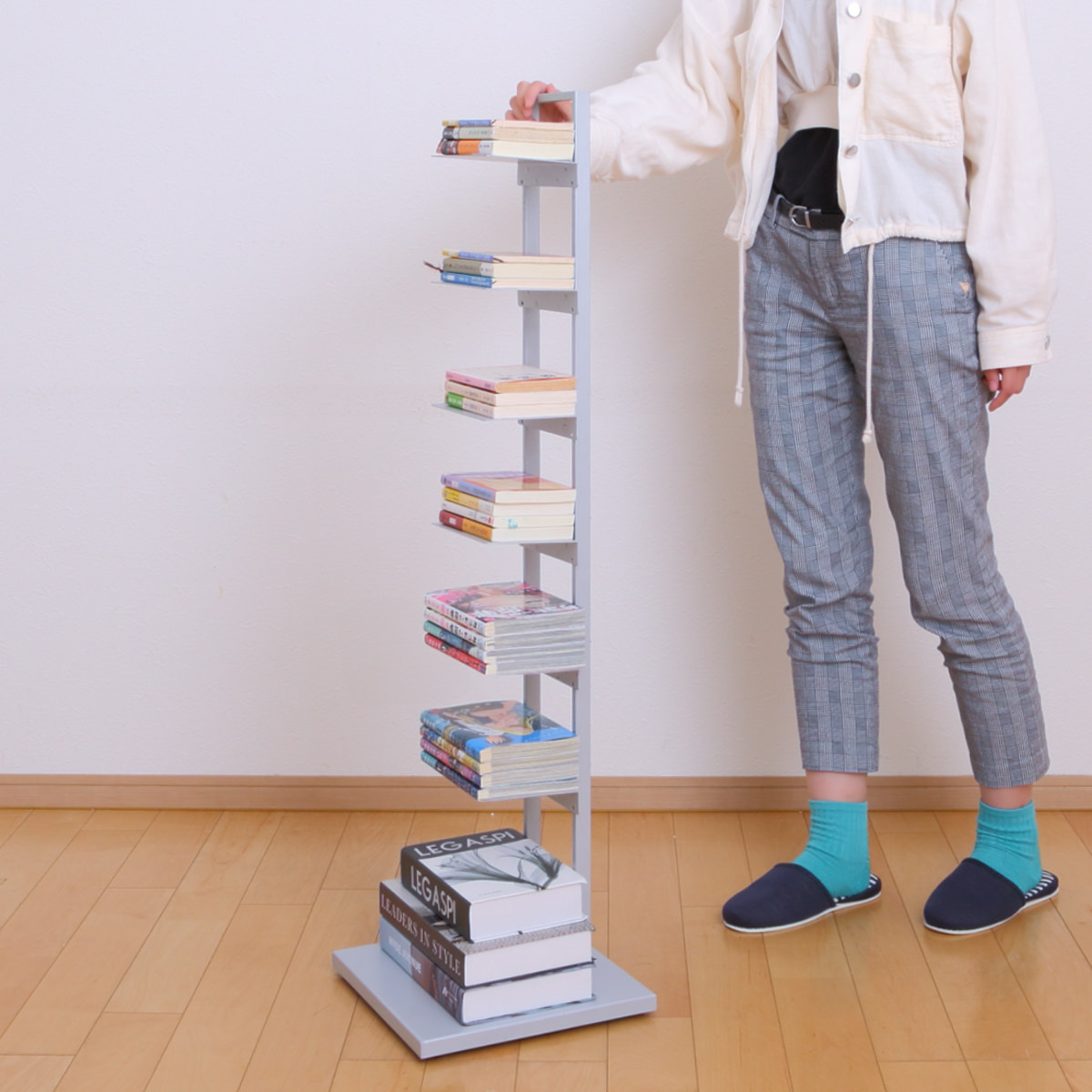 ブックタワー 幅30cm キャスター付き 高さ110cm 積読 つんどく ( マガジンラック ブックシェルフ 6段 本棚 ラック 収納 スリム スチール 可動棚 インテリア ディスプレイ 高さ調節 隠しキャスター ブラック グレー ) 【グレー】 グレー