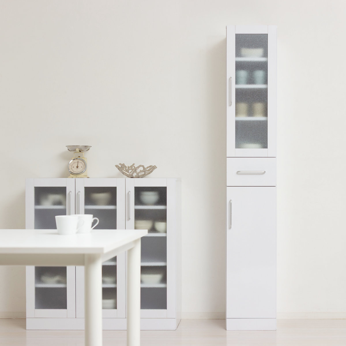 食器棚 幅30cm 高さ180cm メラミン すりガラス 背面化粧 ( カップボード キッチン 収納 可動棚 引出し 食器収納 スリム 隙間収納 ホワイト 転倒防止 家具 シンプル )