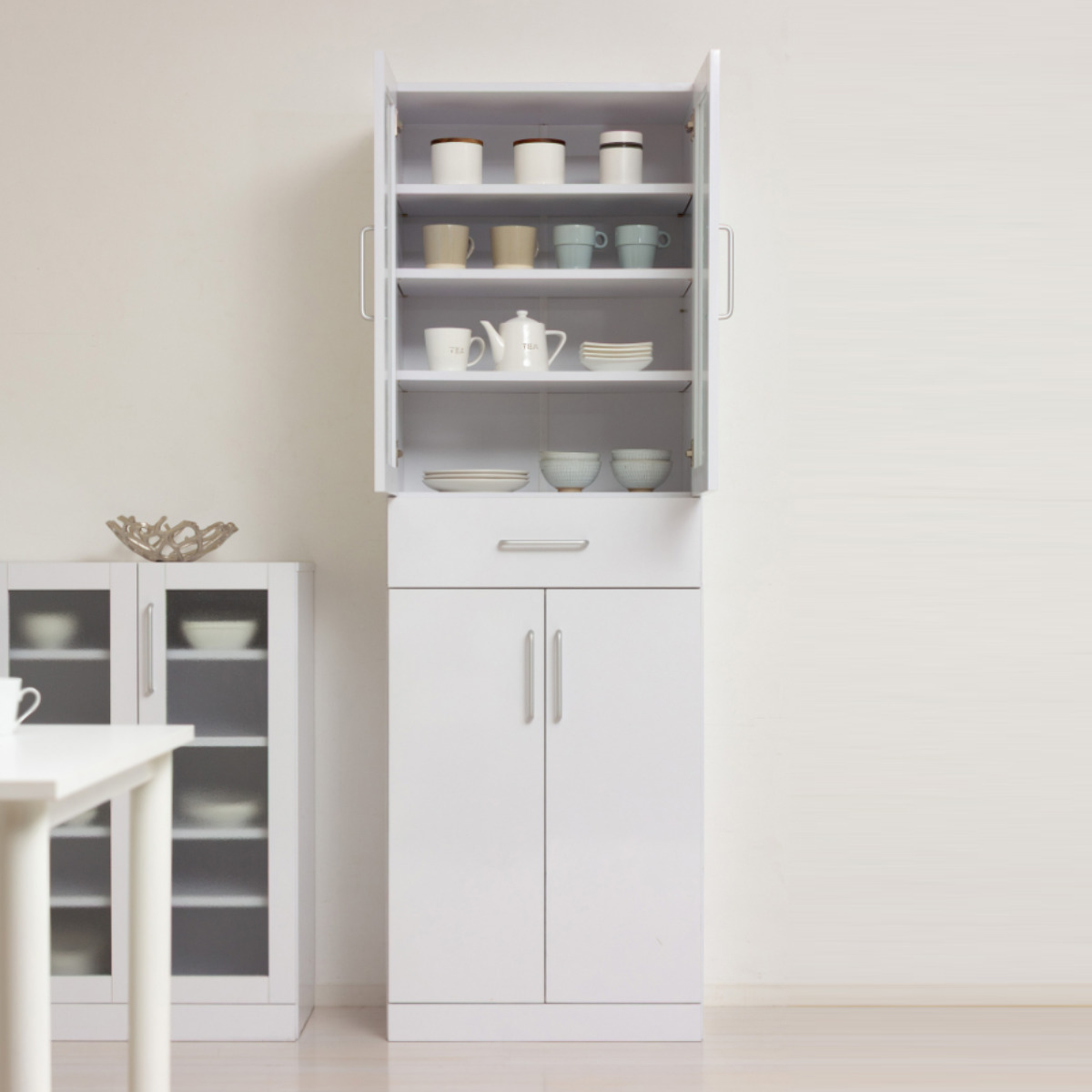 食器棚 幅60cm 高さ180cm メラミン すりガラス 背面化粧 ( カップボード キッチン 収納 可動棚 引出し 大容量 食器収納 スリム 隙間収納 ホワイト 転倒防止 家具 シンプル )