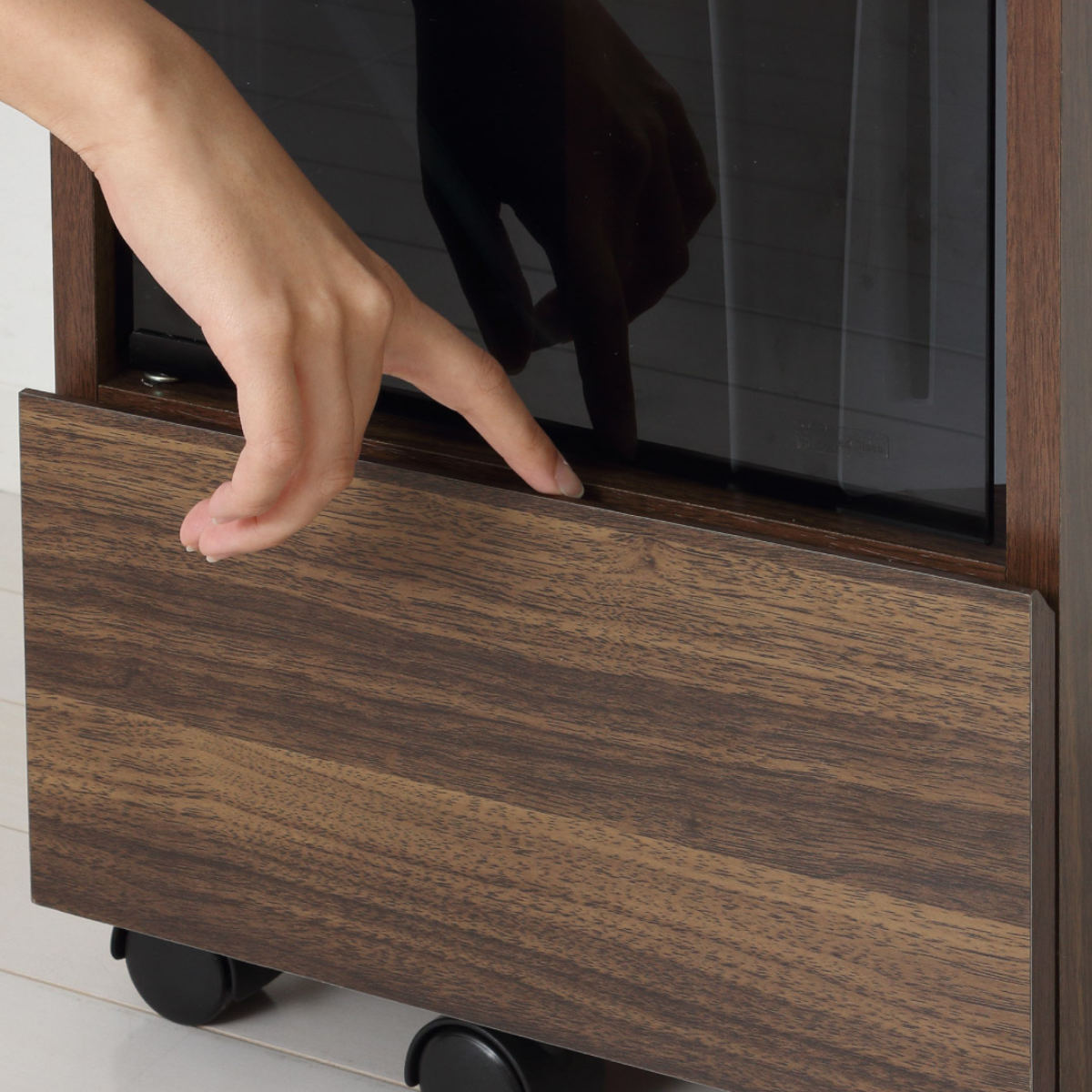 ゲーム機ラック 幅32cm スリム キャスター付き ( ゲーム機収納 ラック 棚 充電スタンド PS5対応 ゲームラック ゲーミング ゲーム機 ブラウン ブラック 引出し すき間 ) 【ブラウン】 ブラウン