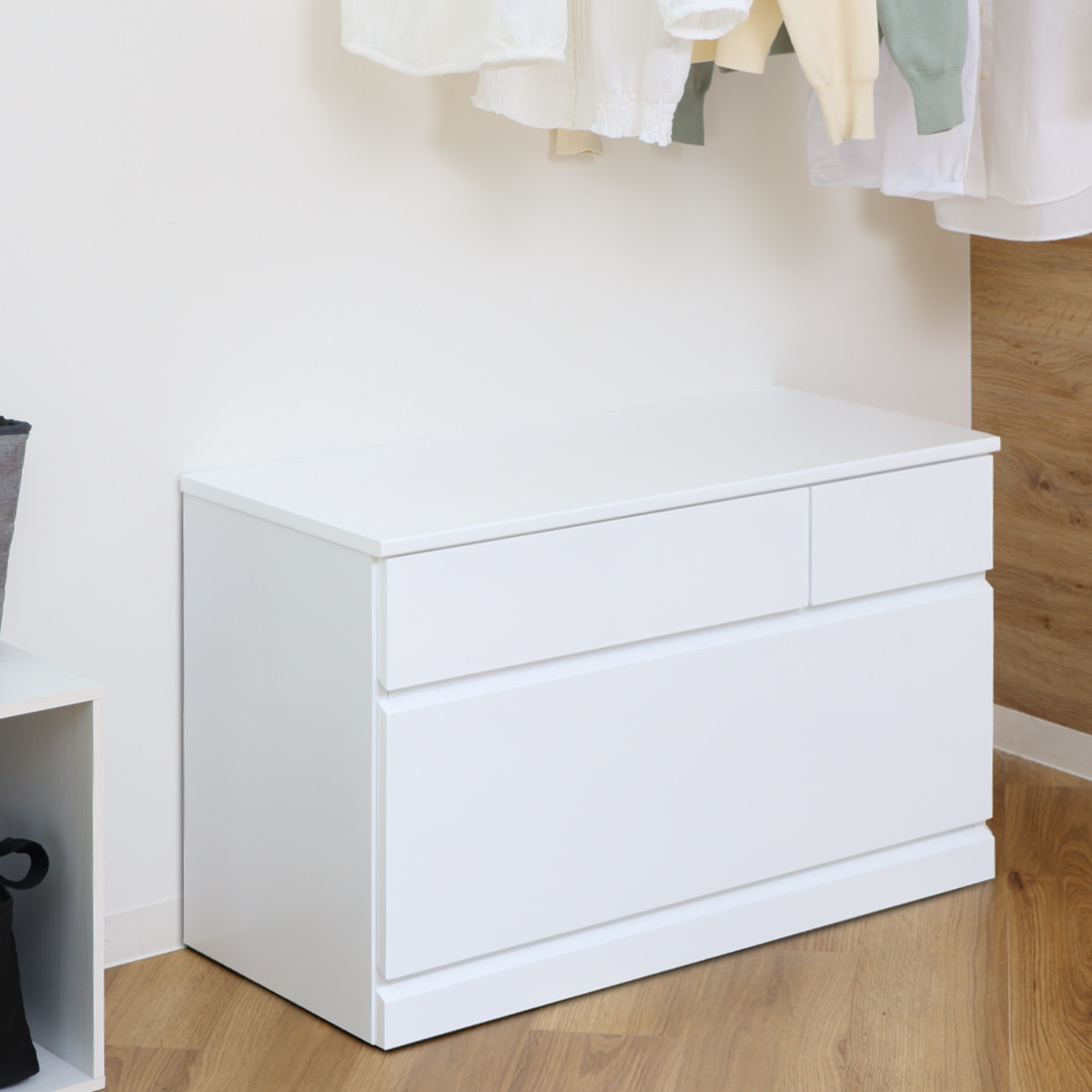 ローチェスト 幅89.5cm 鏡面仕上げ 完成品 ( チェスト 収納 引出し 鏡面 クローゼット 2段 3杯 フルオープン お手入れ簡単 衣類収納 ディスプレイ ホワイト )