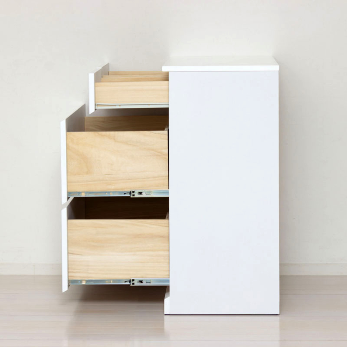 ハイチェスト 幅60cm 引出し4杯 鏡面仕上げ 完成品 ( チェスト 収納 引出し 鏡面 クローゼット 3段 4杯 フルオープン お手入れ簡単 衣類収納 ディスプレイ ホワイト )