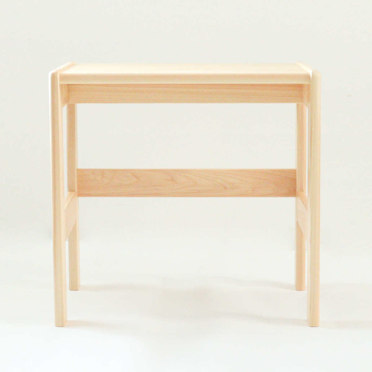 学習机 M 身長100cm向け TODDLER 木製 ひのき 日本製 ( 開梱設置 デスク 机 ヒノキ キッズデスク 天然木 完成品 サイドテーブル キッズテーブル 子供机 角丸 安心 転び止め ミニ 子供 子ども お絵描き 勉強 学習 キッズ家具 )