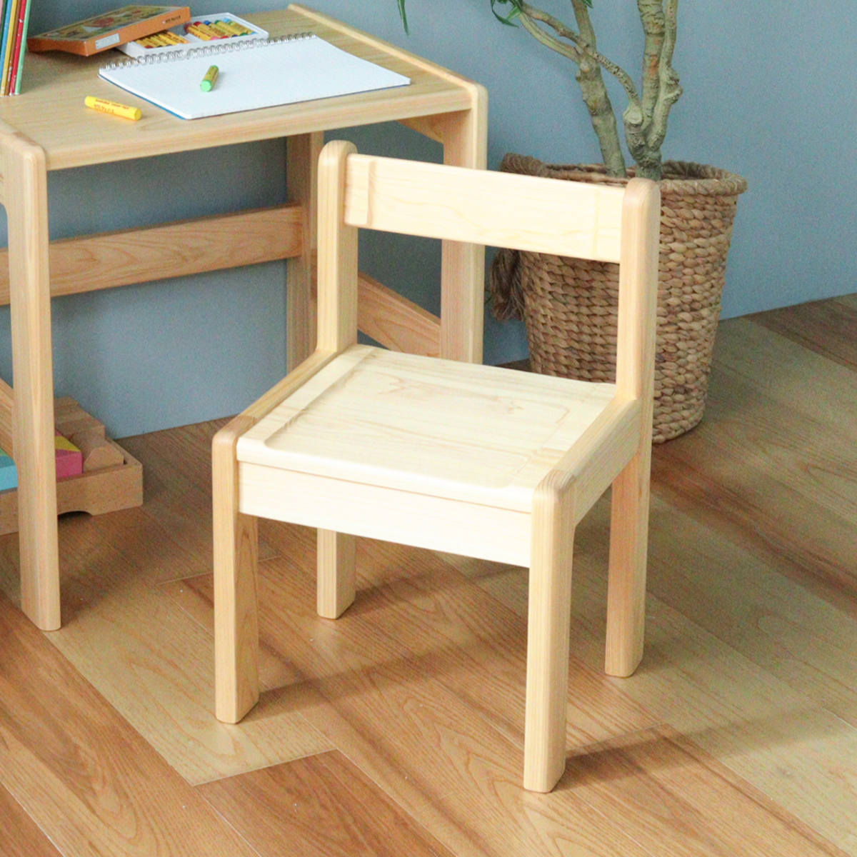 学習椅子 SS 身長80cm向け TODDLER 木製 ひのき 日本製 ( 開梱設置 チェア イス 椅子 ヒノキ キッズチェア 天然木 完成品 軽量 ローチェア 子供椅子 角丸 安心 ミニ 子供 子ども お絵描き 勉強 学習 キッズ家具 背もたれ ) 【ピンク】 ピンク