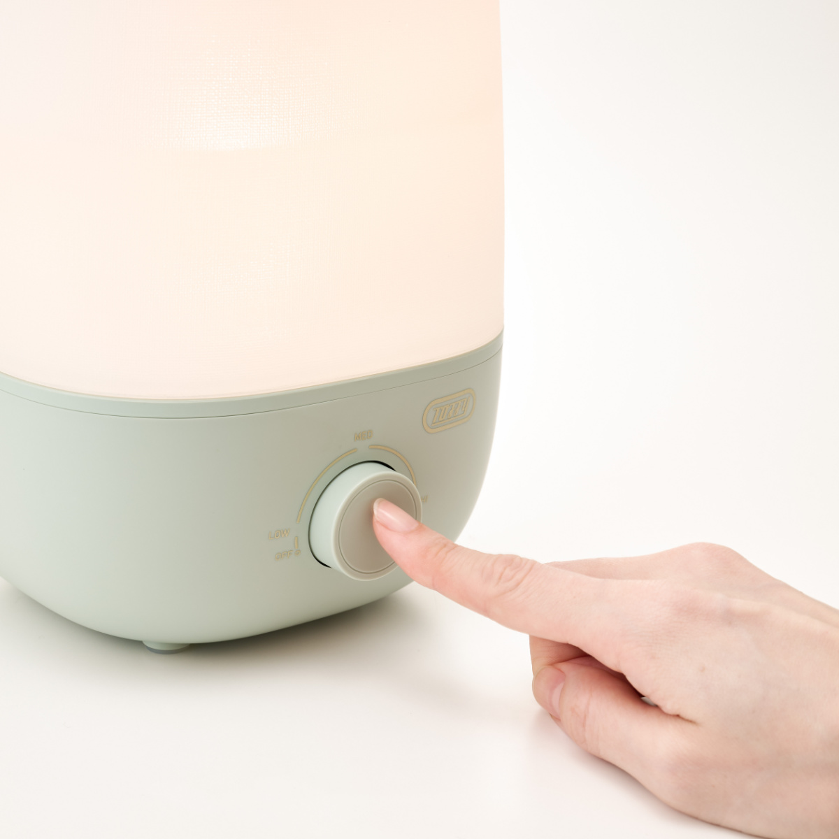 加湿器 2L アロマ加湿器 3段階調整可能 Toffy ( 超音波 ミスト 卓上 2リットル 上から給水 LEDライト付き 加湿 かわいい インテリア コンパクト エッセンシャルオイル アロマウォーター ACアダプター くすみカラー おしゃれ ) 【グレージュ】 グレージュ