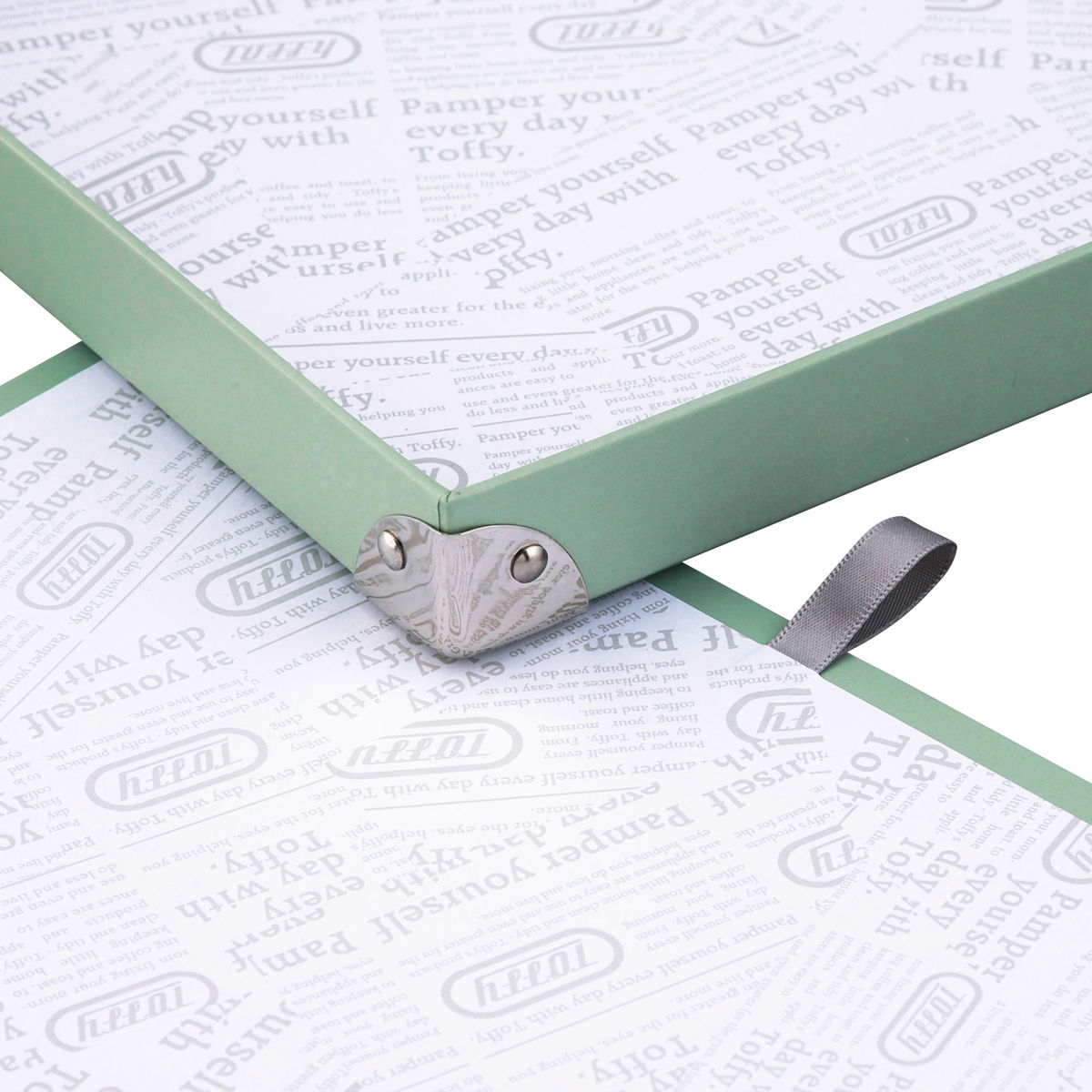 収納ボックス Toffy マジックボックス XL ふた付き 幅31×奥行40×高さ21cm ( 収納 ボックス 箱 紙 紙製 パルプ フタ付き 小物収納 小物入れ ケース ストック 積み重ね 金属 金具付き 丈夫 折りたたみ 整理整頓 片付け ) 【アッシュホワイト】 アッシュホワイト