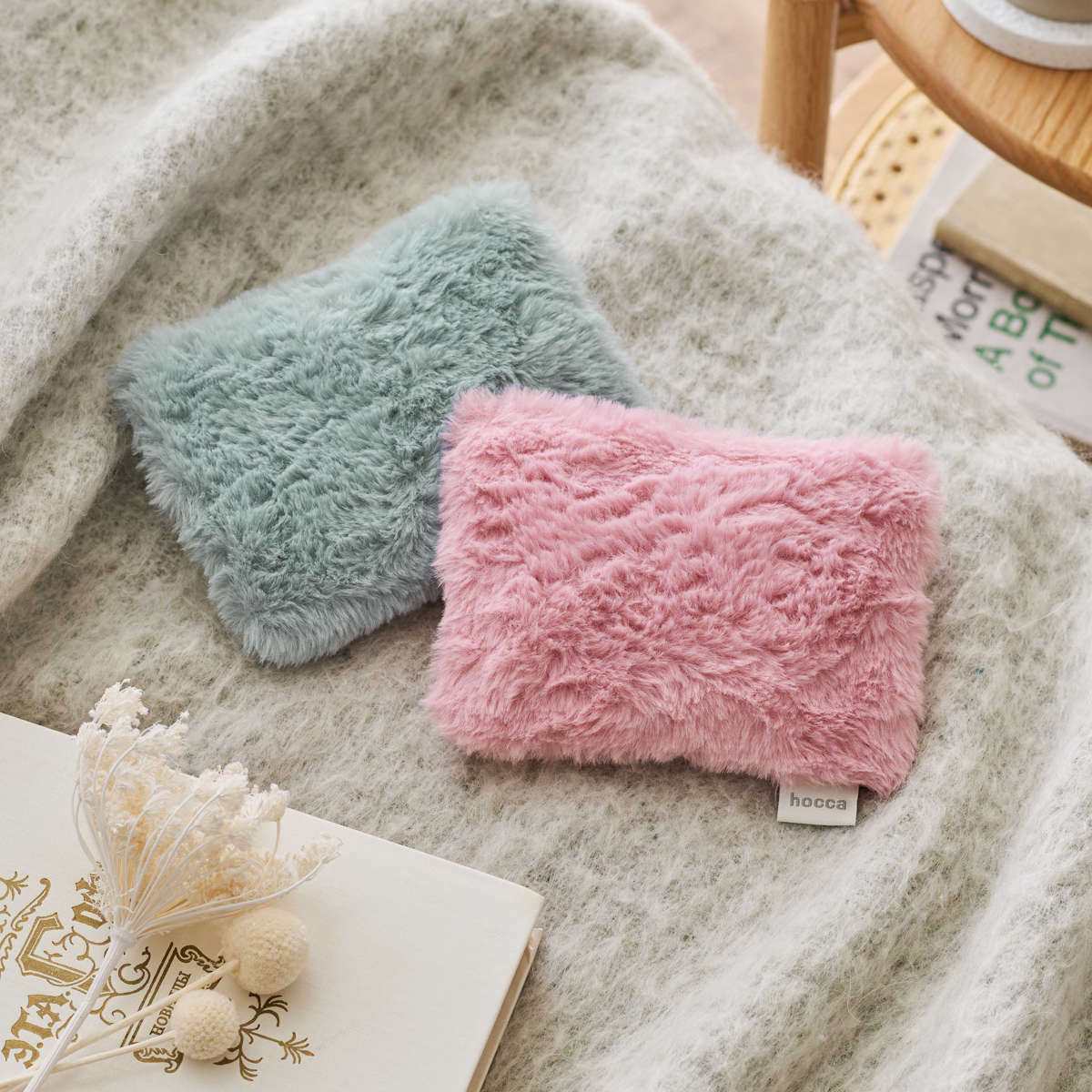 ハンドウォーマー レンジですぐにホッカホカ ジェル湯たんぽ hocca （ カイロ 貼らない 電子レンジ ジェル 再使用可 防寒グッズ 冷え対策 繰り返し使用 温かい 簡単 通勤 通学 お出かけ かわいい プレゼント ） 【グリーン】