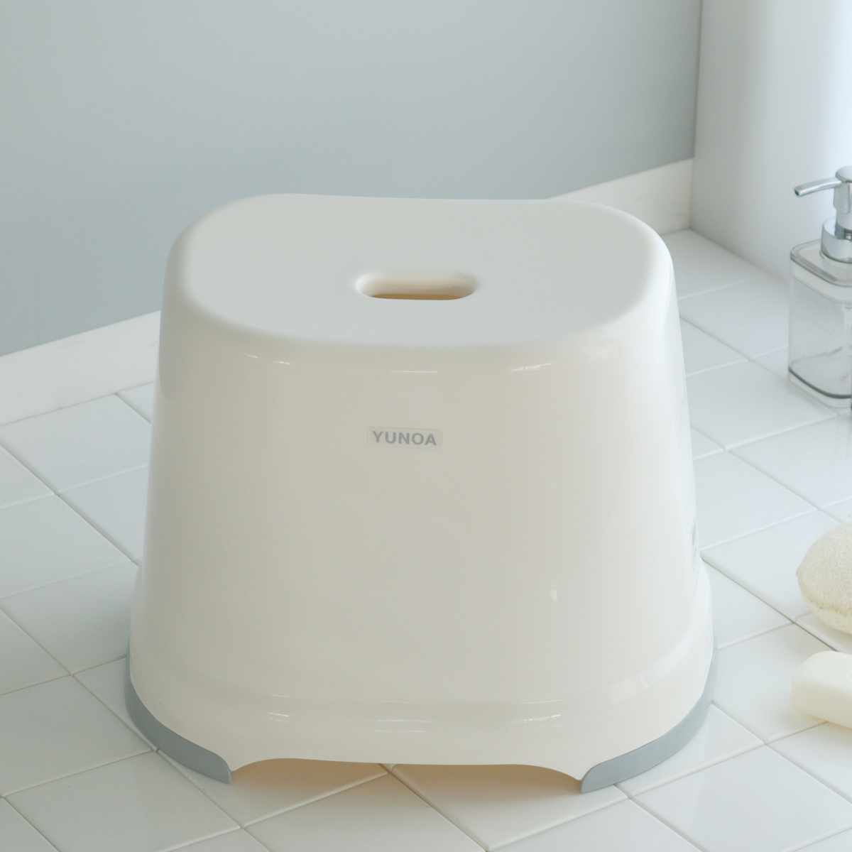 風呂イス バスチェア YUNOA 高さ28cm 防カビ ・ 抗菌 ニューホワイト ( 風呂椅子 風呂いす バスチェアー お風呂椅子 お風呂イス シャワーチェア カビ防止 銀イオン滑り止め すべり止め 軽量 白 シンプル 高さ 28cm 28 )