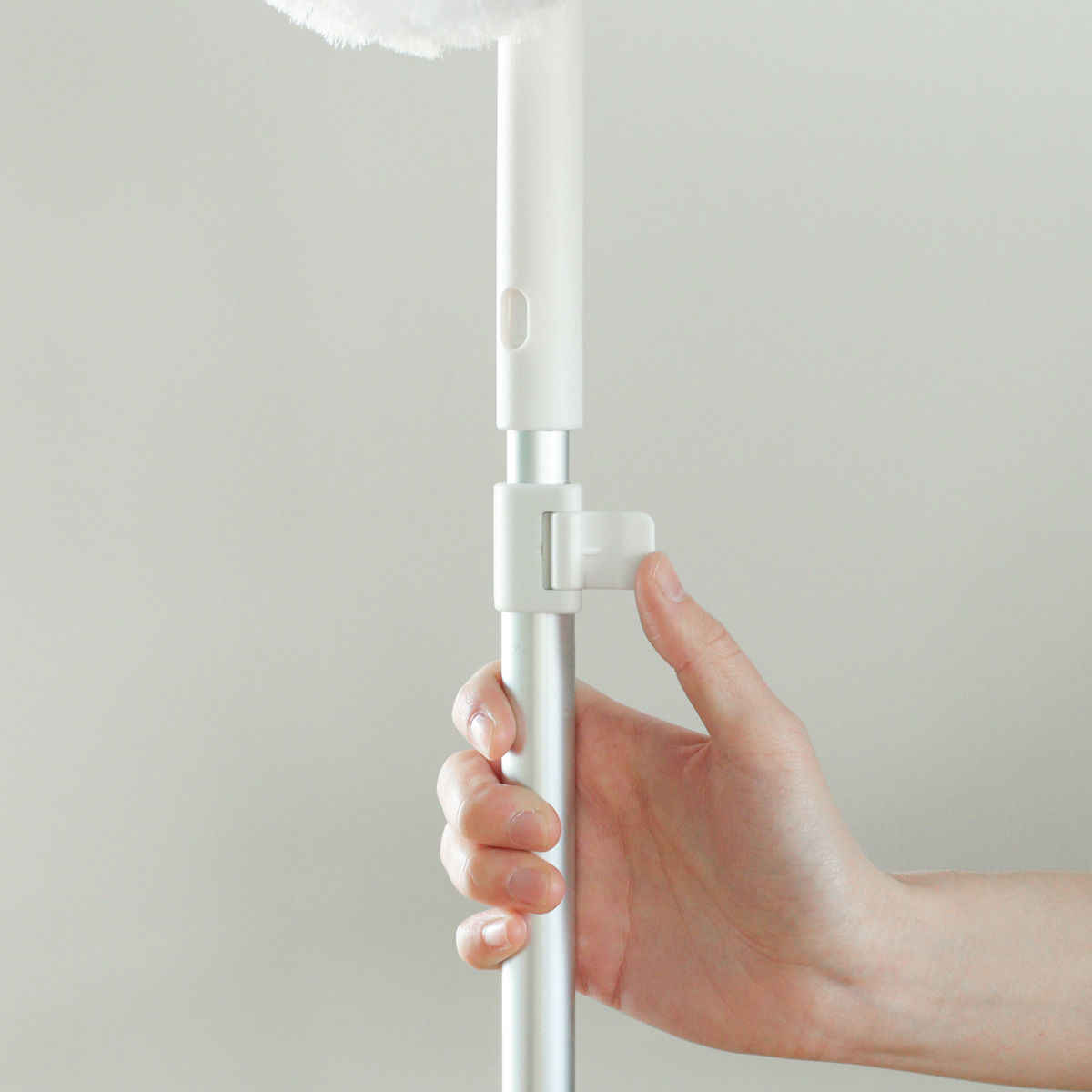 激落ちくん バスブラシ 伸縮式 お風呂まるごと バスクリーナー ショート ( 風呂掃除 バス ブラシ 柄付き 伸縮 掃除 そうじ 清掃 浴室掃除 浴槽掃除 掃除用品 便利 そうじ用品 清掃用品 高所 )