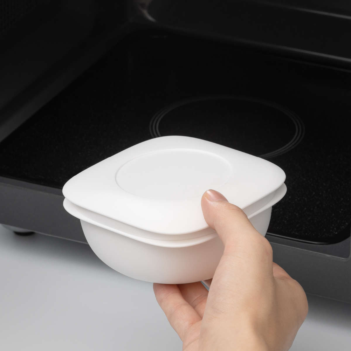 冷凍ご飯容器 蒸気であたためる 冷凍ごはん容器 6個組 保存容器 ライクイット ( 電子レンジ調理器 プラスチック 冷凍 ごはん容器 蒸し器 日本製 like-it ご飯容器 食洗機対応 保存 調理 冷凍ごはん ザル すのこ ) 【ホワイト】 ホワイト