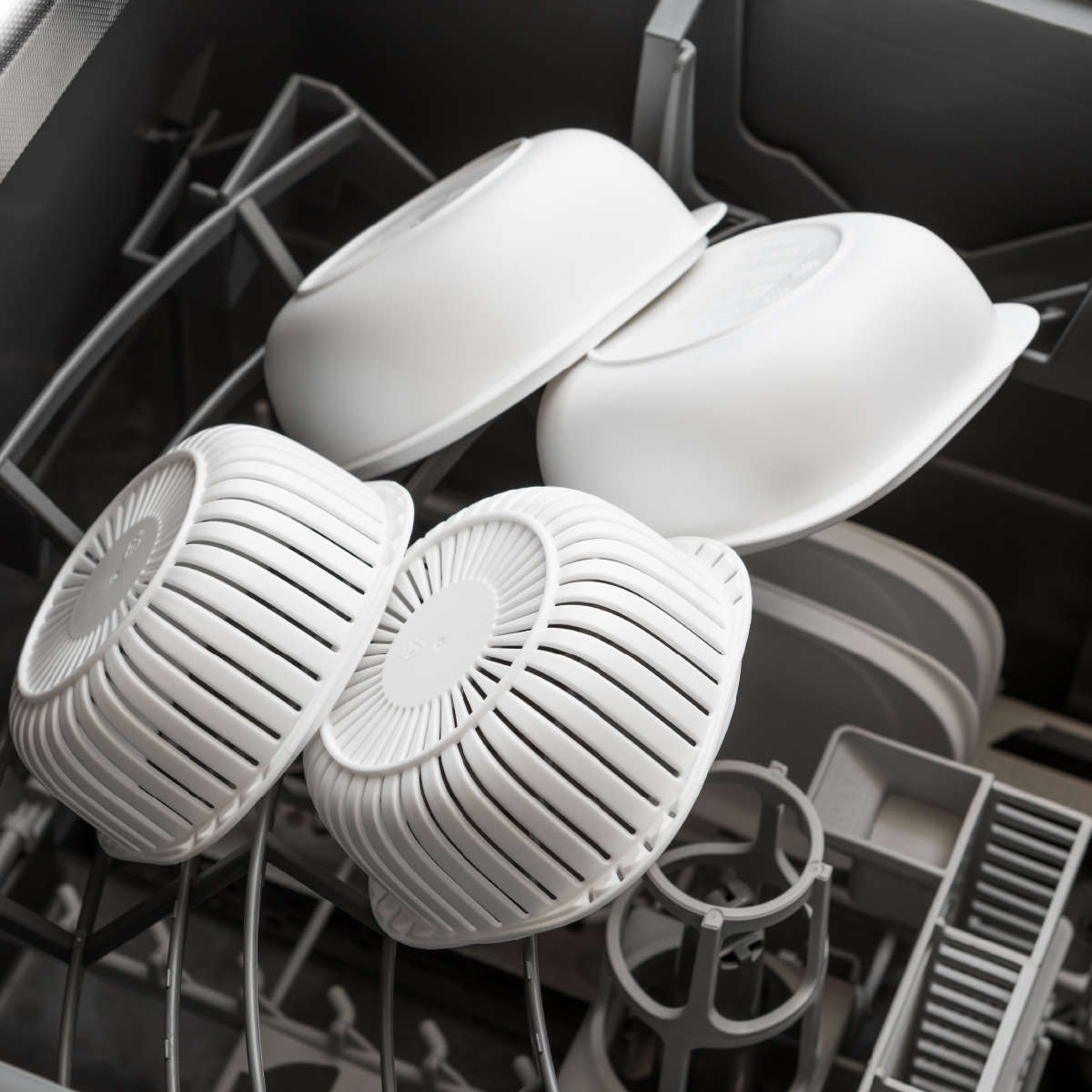 冷凍ご飯容器 蒸気であたためる 冷凍ごはん容器 6個組 保存容器 ライクイット ( 電子レンジ調理器 プラスチック 冷凍 ごはん容器 蒸し器 日本製 like-it ご飯容器 食洗機対応 保存 調理 冷凍ごはん ザル すのこ ) 【ホワイト】 ホワイト