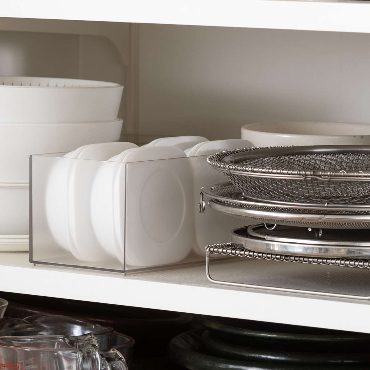 冷凍ご飯容器 蒸気であたためる 冷凍ごはん容器 4個組 収納ボックス付き 保存容器 ライクイット ( 電子レンジ調理器 冷凍 ごはん容器 蒸し器 日本製 like-it ご飯容器 レンジ 食洗機 対応 容器 保存 調理 冷凍ごはん ザル すのこ ) 【ホワイト】 ホワイト