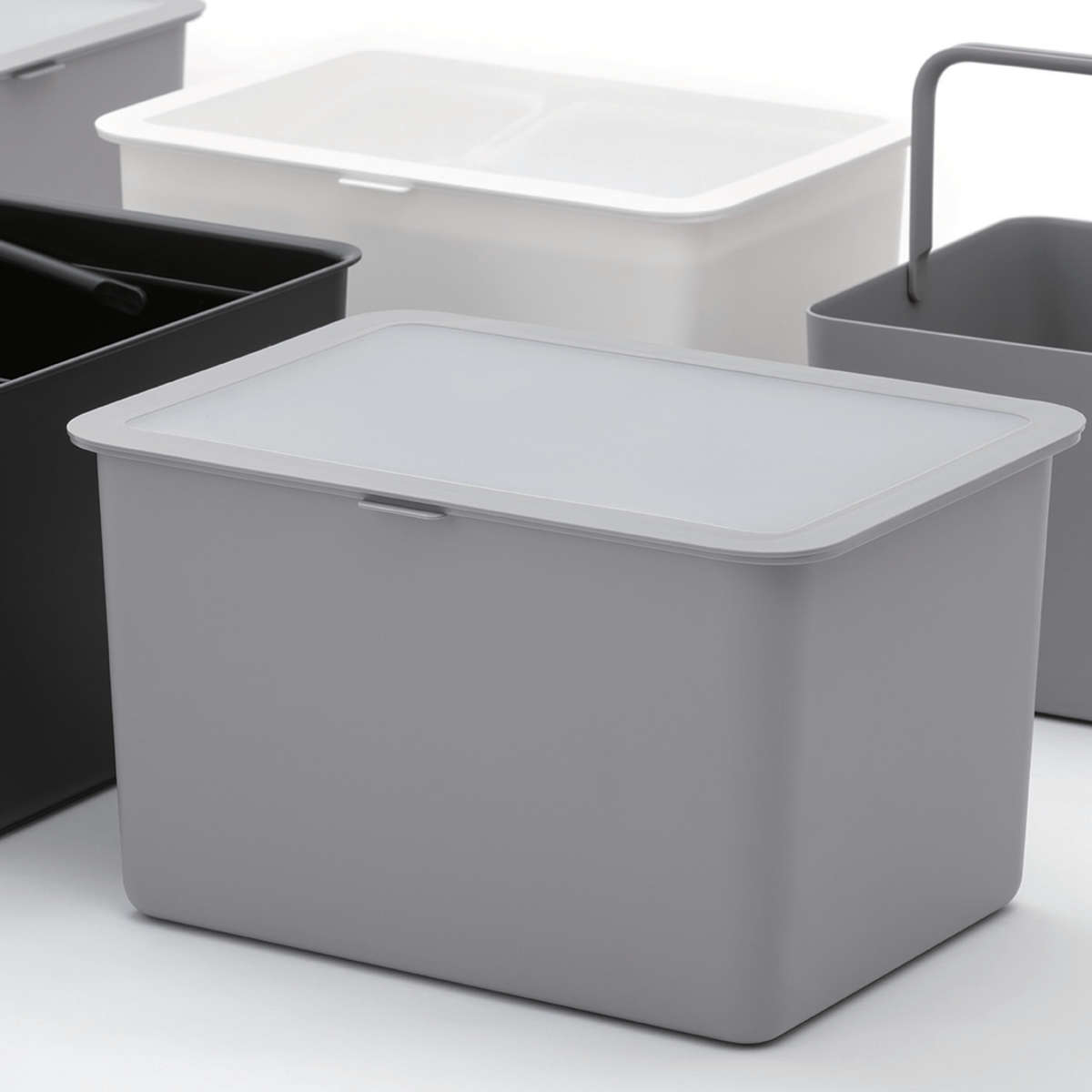 米びつ 10kg Pantry Stock Case フタ付きケース 計量カップ付き ( ライクイット 日本製 米櫃 ライスストッカー ライスボックス 抗菌 保存容器 お米収納 白米 玄米 雑穀 コンテナ 10キロ like-it ) 【ホワイト】 ホワイト