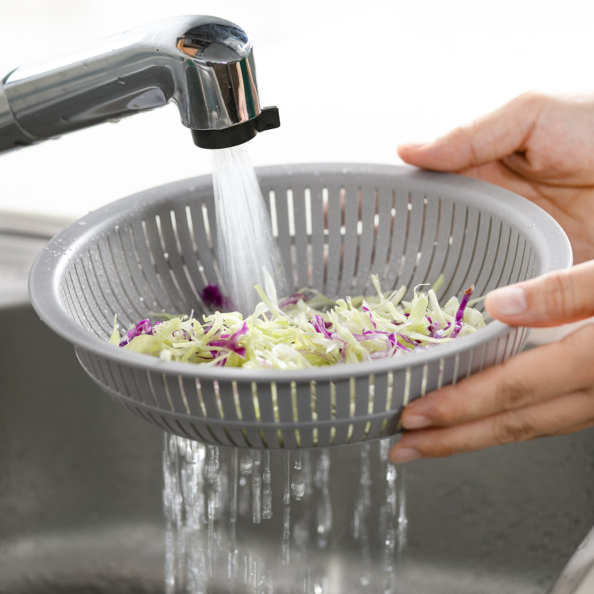 米研ぎボウル ザル 浅型 ライクイット 電子レンジ対応 食洗機対応 日本製 米とぎにも使えるザルとボウル LBK-02 ( like-it 米研ぎザル 米とぎ セット 米研ぎ用ボウル 米研ぎボール 水切りザル 水切りボウル ) 【ストーン】 ストーン