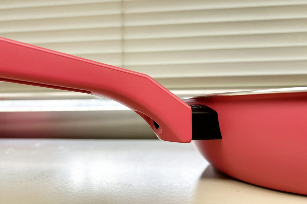 フライパン 32cm ガス火専用 軽量 超ツルっと軽っとフライパン ( ガス火対応 直火対応 浅型 アルミ 炒め鍋 いため鍋 32センチ アルミフライパン 丸 片手 軽い 金属ヘラOK )