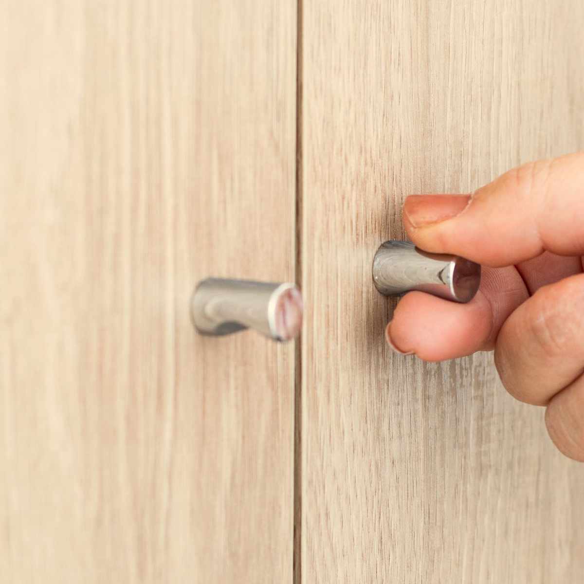 テレビ台 幅91cm 32インチ対応 ツートンカラー シルバー脚 ( 32型対応 TV台 テレビボード AVラック 収納 リビング収納 ラック 棚 飾り棚 家具 グレージュ ナチュラル ツートン 配線穴 )