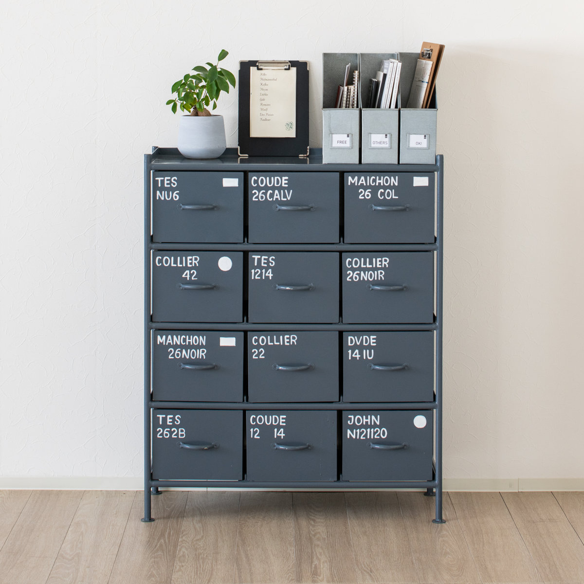 スチール スリムチェスト 幅30cm 引出し3杯 インダストリアル 完成品 ( チェスト スリム 引き出し 3杯 棚 ラック 飾り棚 省スペース ブラック グレー ベージュ ) 【グレー】 グレー