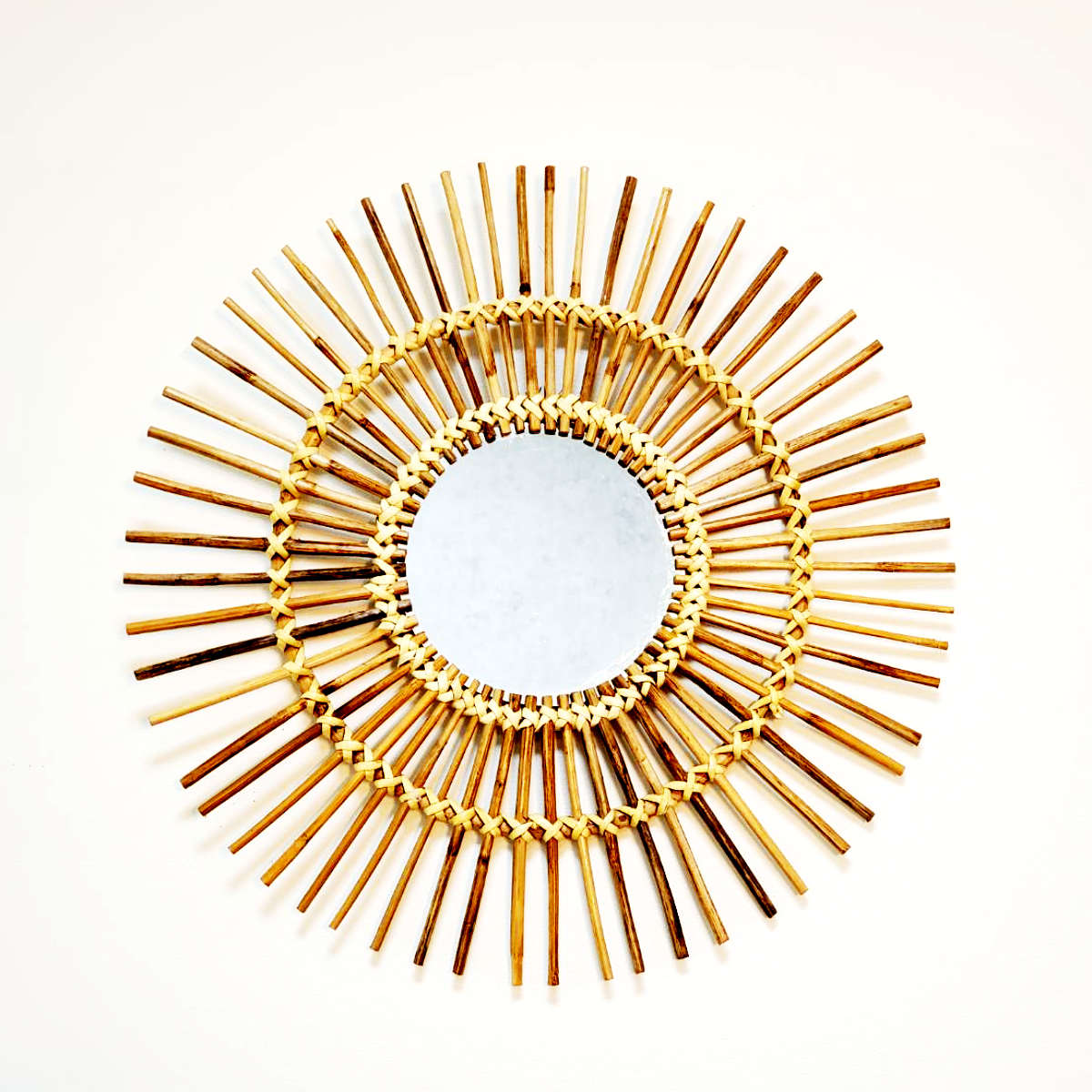 ウォールミラー ラタン 63cm シャイニー ( ミラー 壁掛け 鏡 円形 インテリアミラー 籐 かがみ フック付 天然素材 アジアン 完成品 )